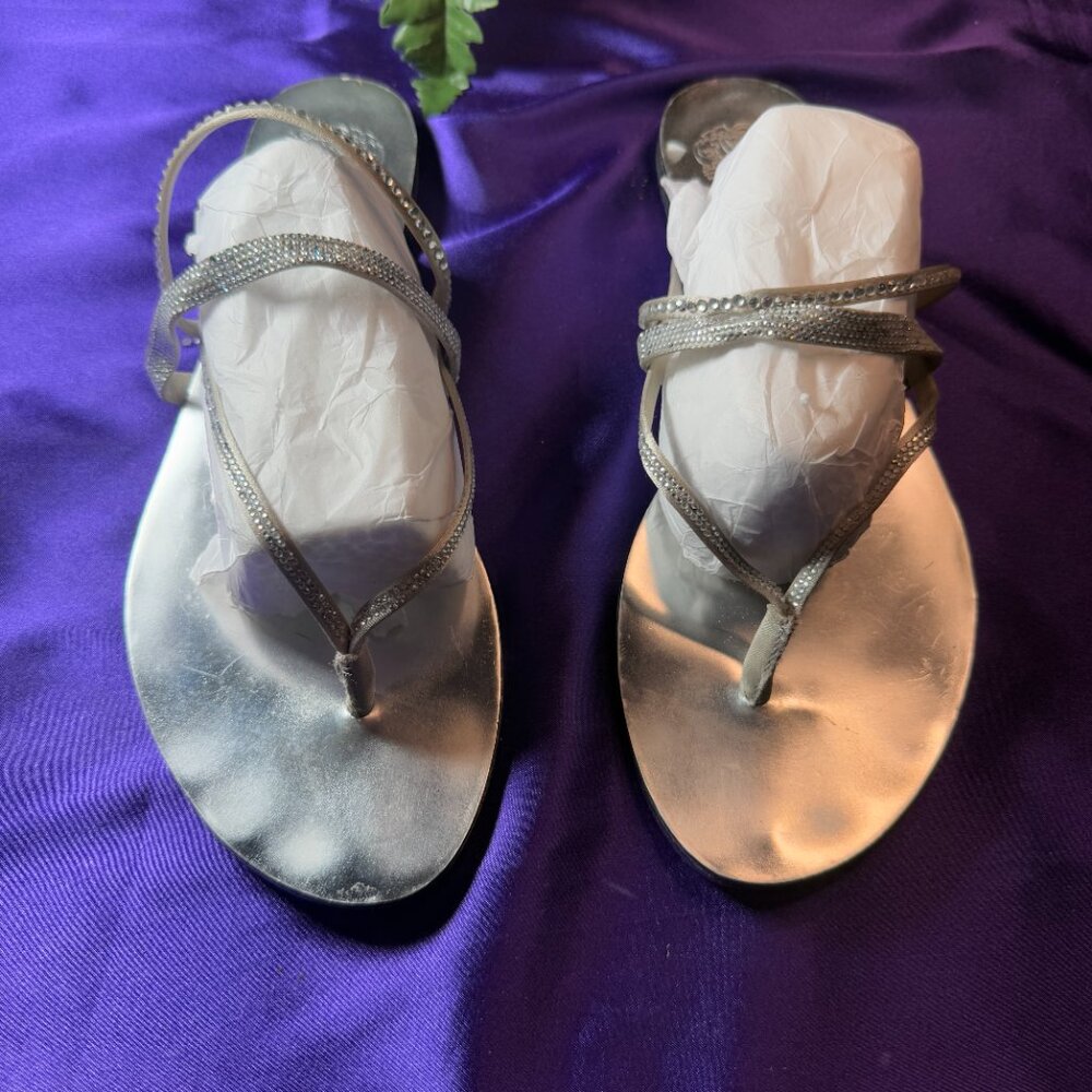 📌Vince Camuto Silver Strappy Rhinestone Thongs - Sandals - Flip Flop 9M